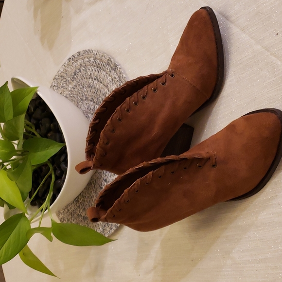 Coconuts by Matisse Shoes - Coconuts by Matisse Alabama Ankle Booties Size 7M